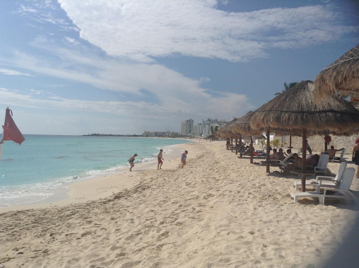 Hotel Solymar Departamento De Lujo Канкун Екстериор снимка
